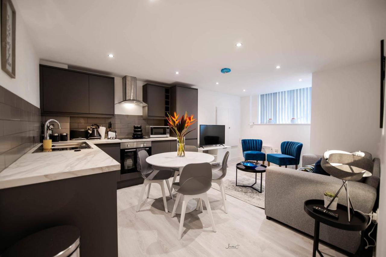 Charles Alexander Short Stay - Windmill House Apartments Lytham St Annes Dış mekan fotoğraf
