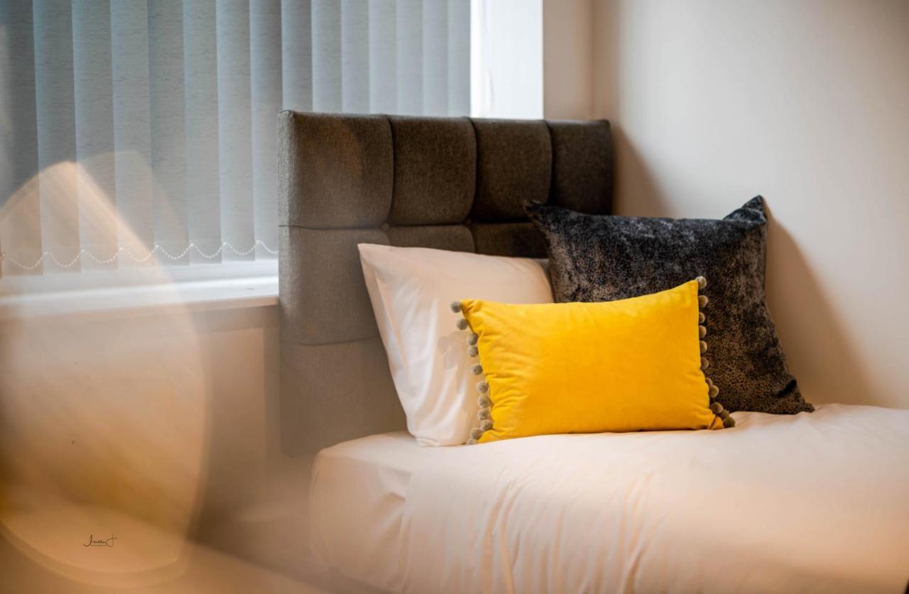 Charles Alexander Short Stay - Windmill House Apartments Lytham St Annes Dış mekan fotoğraf