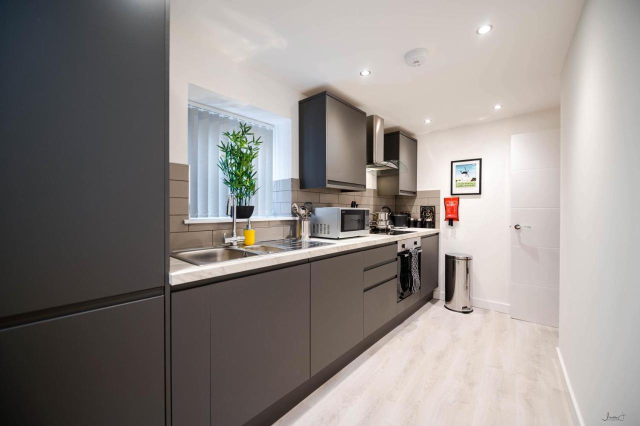 Charles Alexander Short Stay - Windmill House Apartments Lytham St Annes Dış mekan fotoğraf