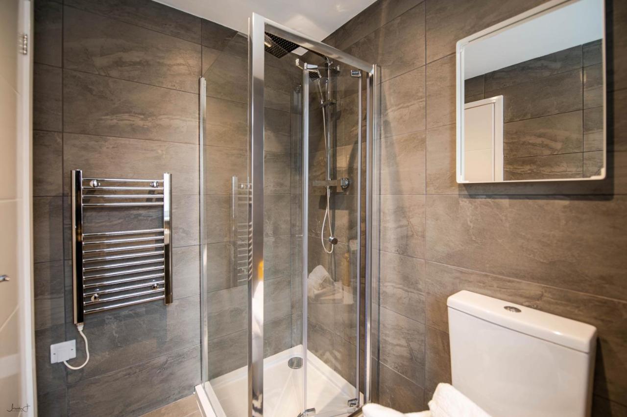 Charles Alexander Short Stay - Windmill House Apartments Lytham St Annes Dış mekan fotoğraf