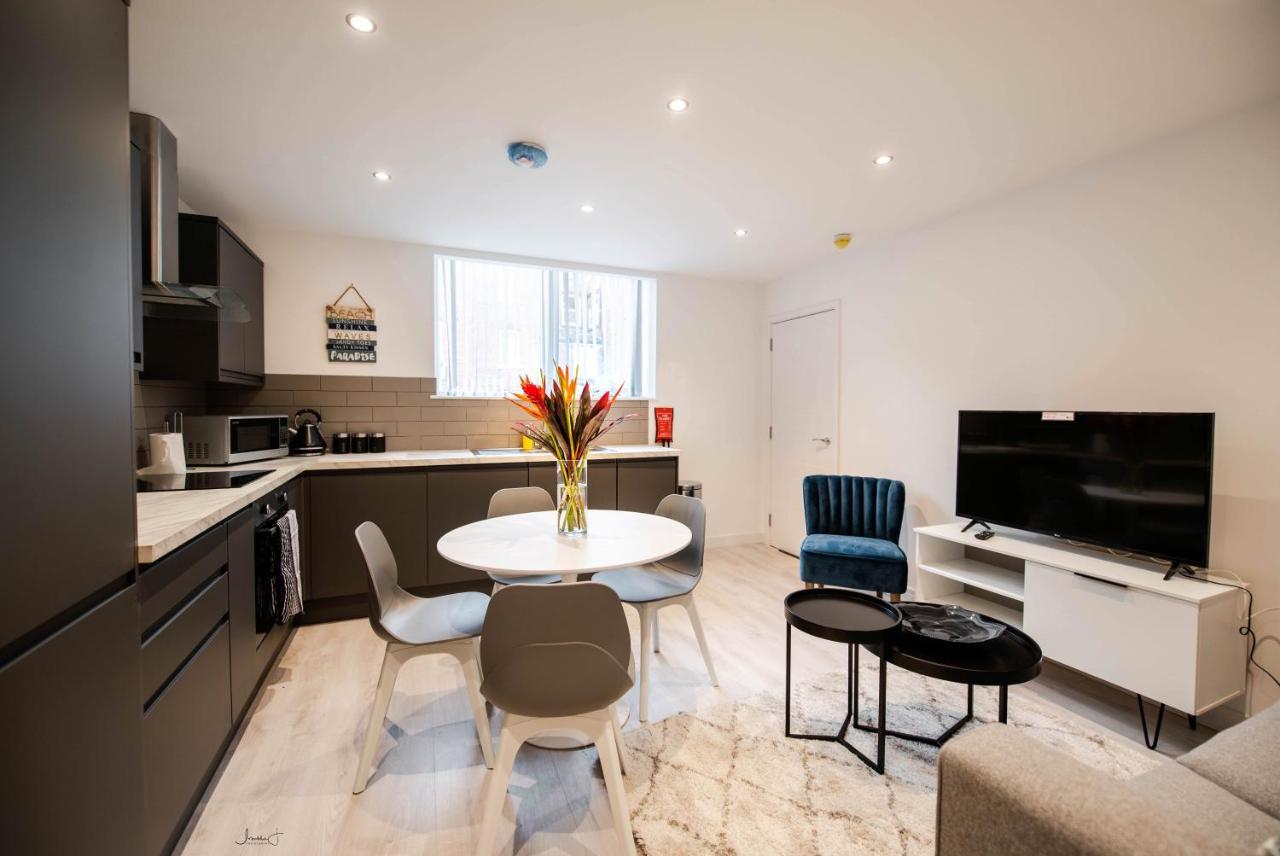 Charles Alexander Short Stay - Windmill House Apartments Lytham St Annes Dış mekan fotoğraf